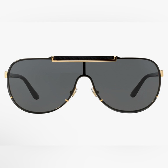 Versace Sunglasses FULL INCLUSION. BOX, SUNGLASS BOX AND WIPE - Picture 2 of 9